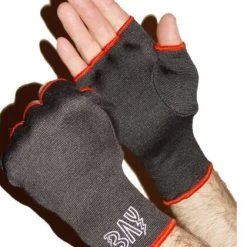 Set - Discount Leon Kinder Boxhandschuhe Schwarz/rot 2 - 8 Unzen + Schlupfbandagen GRATIS -Sport Ausrüstung Verkauf set discount leon kinder boxhandschuhe schwarz rot 2 8 unzen schlupfbandagen gratis3